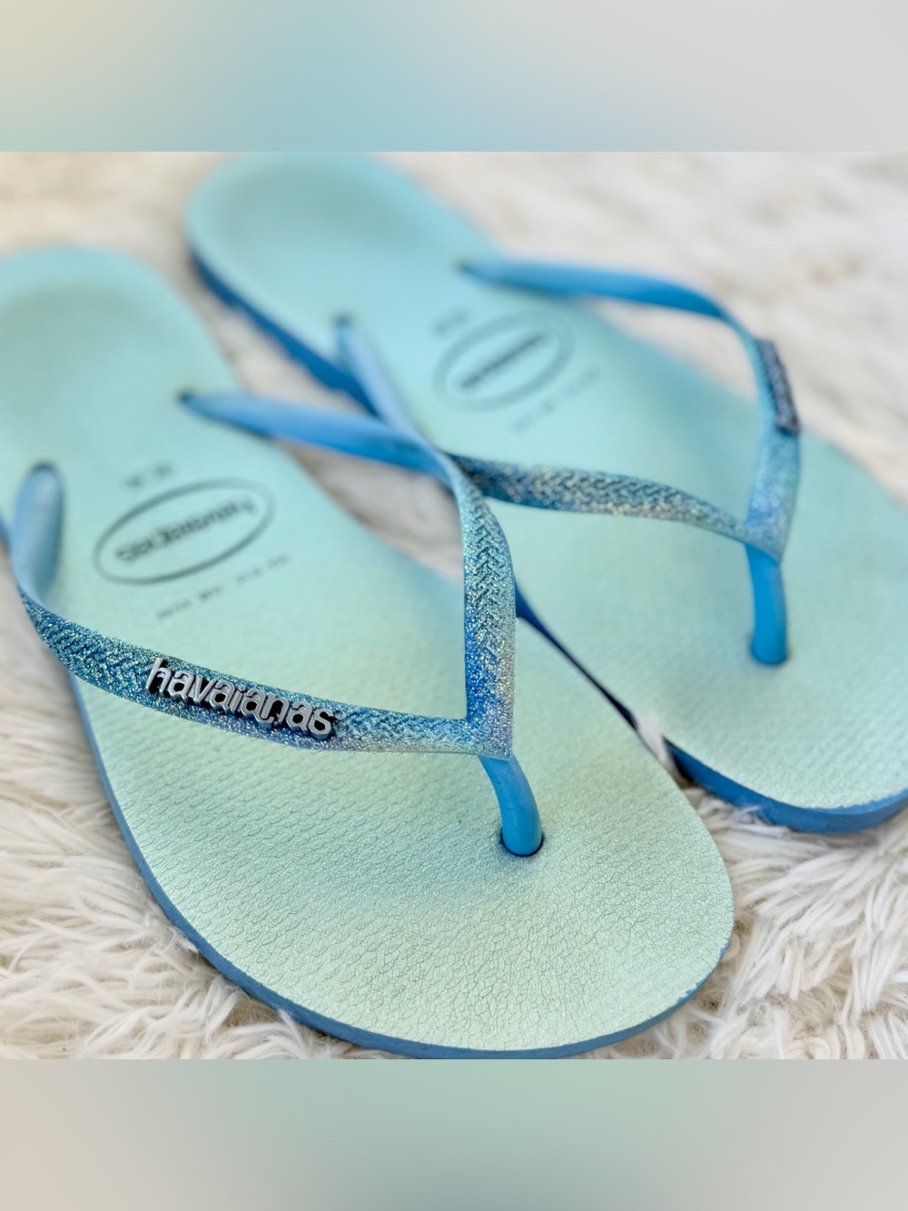 Havaianas Slim Glitter Flip Flops in Lavender Blue - 9/10